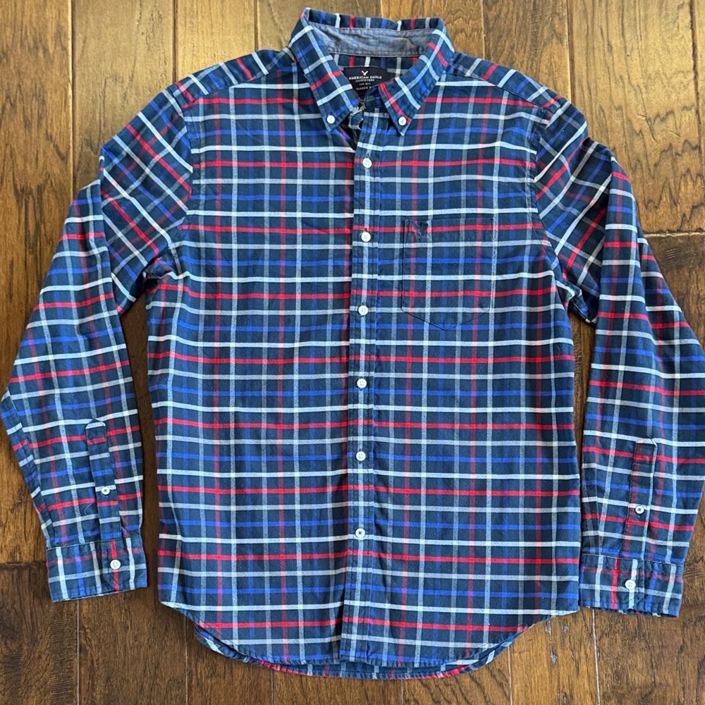 American Eagle Classic Fit Plaid shirt sz L